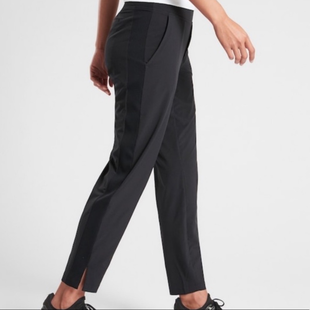 ATHLETA Brooklyn Black Ankle Pant Size 12